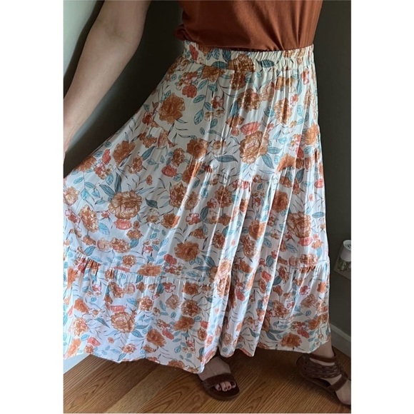Hayden pull on Floral tiered boho Skirt Orange and Blue size large - Picture 4 of 12